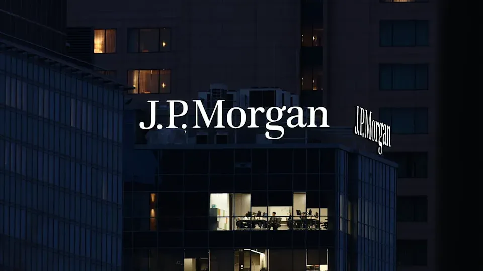 JPMorgan ترفع السعر المستهدف لسهم Meta إلى 920 دولارًا بعد انطلاقة Muse القوية 🤖📈