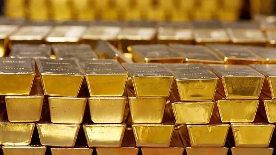 الذهب والفضة يقفزان في أغسطس مع تجاوز الدين الأمريكي 40 تريليون دولار 🥇🥈