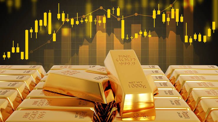 الذهب يرتد إلى 4,438 دولارًا بعد هبوطه لأدنى مستوى في أسبوع مع تدمير 5 ناقلات نفط إيرانية 🥇⚠️