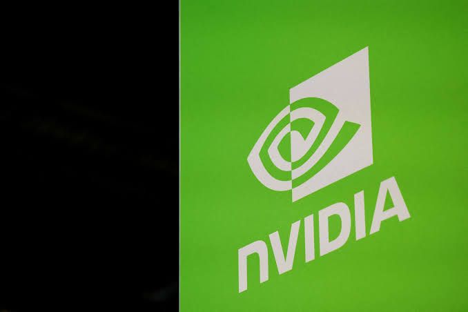 وول ستريت ترتفع مع قيادة Nvidia لأسهم التكنولوجيا بعد صفقة Hugging Face بـ13 مليار دولار 🤖📈
