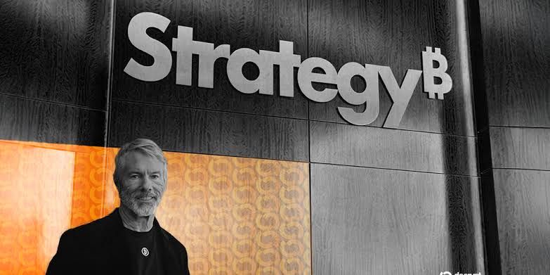Strategy تسجل مكاسب بـ21 مليار دولار من البيتكوين وتعيد شراء 176 مليون دولار من أسهم STRC ₿💰