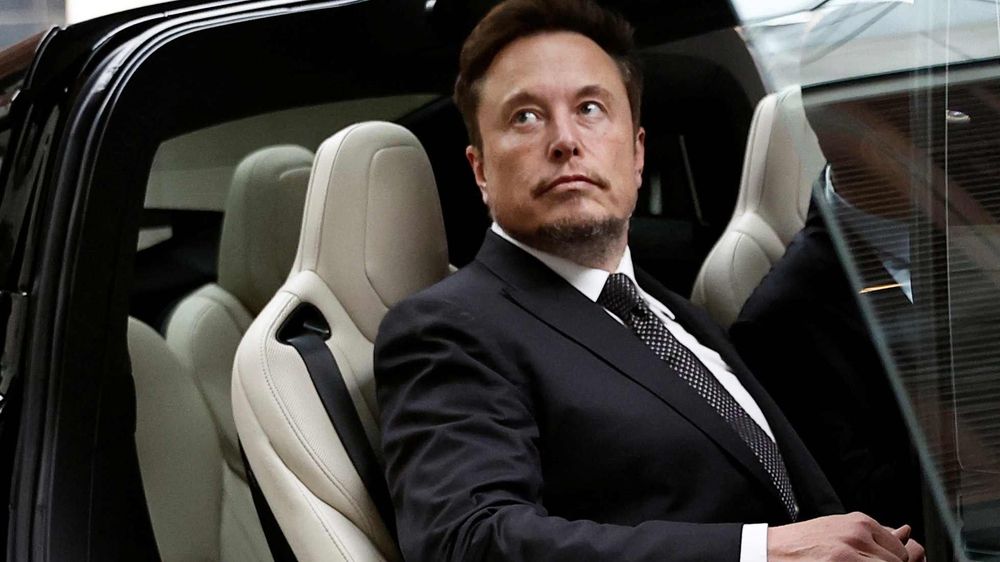 أسبوع حاسم لإيلون ماسك: تسلا تكشف Roadster ونتائج التسليم وSpaceX تستعد لإطلاق Starship 🚗🚀