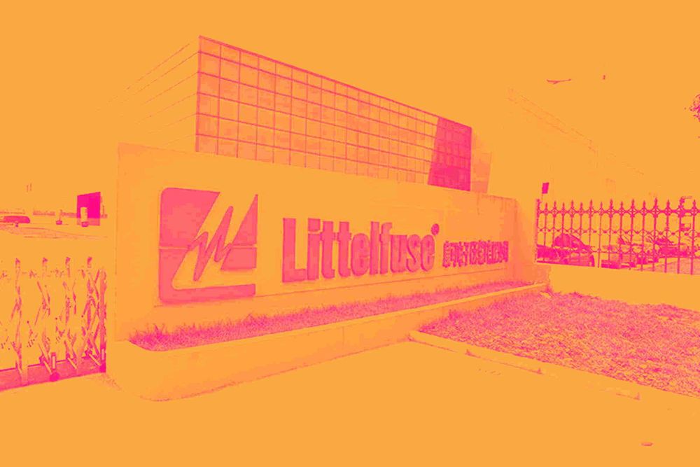 ليتل فيوز… نمو متسارع وهوامش وتدفقات نقدية قوية لكن كفاءة رأس المال تظل نقطة الضعف ⚡📈🔌