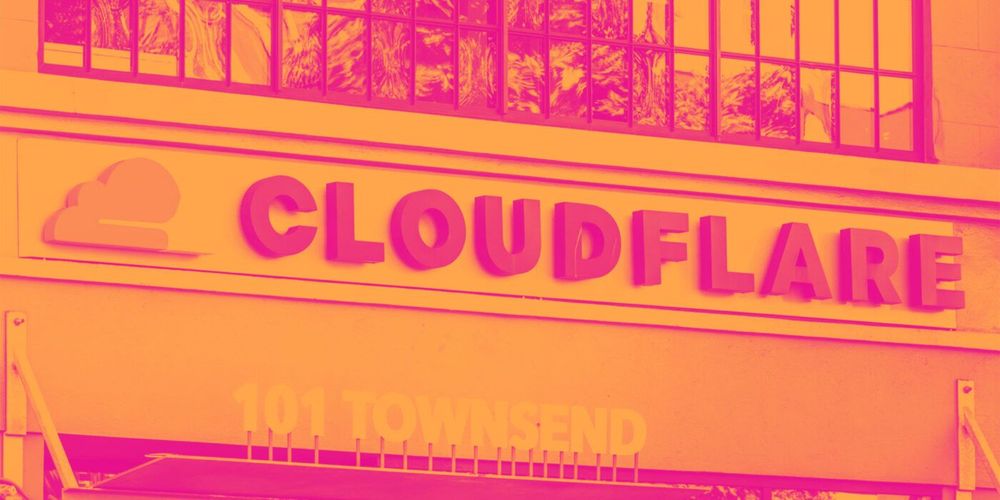 كلاودفلير… منصة أمن سحابي عالية الجودة تواصل اكتساب الحصة السوقية ☁️🔒📈