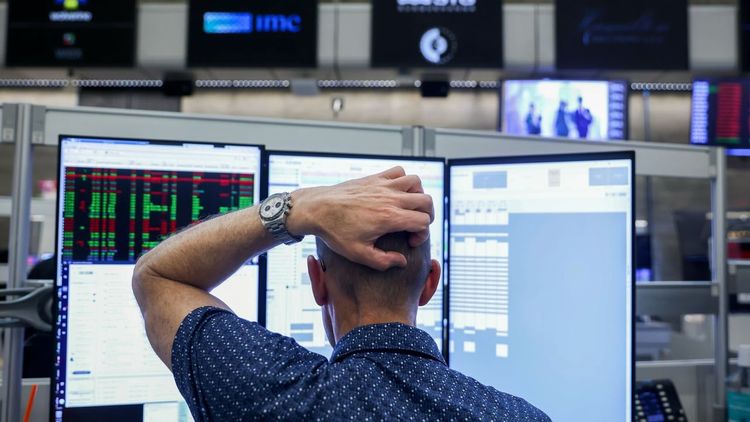 نتائج مايكرون القوية تشعل أسهم الرقائق... والسهم يقفز 18% قبل الافتتاح 🚀💾