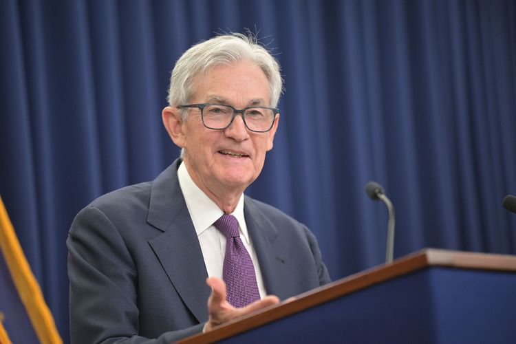 الأسواق الأمريكية ترتفع مجددًا بدعم آمال السلام مع إيران 📈🛢️