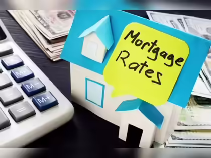معدلات الرهن العقاري وإعادة التمويل في الولايات المتحدة تسجل أدنى مستوى في 2025 🏡📉