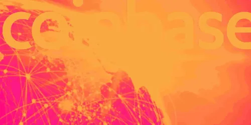 كوين بيس… أكبر منصة تداول عملات رقمية أمريكية تواجه ضغوطًا قصيرة الأجل لكن أساسياتها لا تزال قوية 🪙📈🔐