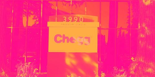 تشيغ… منصة تعليمية رقمية تواجه انهيارًا حادًا في الطلب وتراجع المشتركين رغم التقييم المنخفض وصافي النقد 🎓📉⚠️