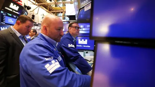 أرباح وول ستريت تقفز 51.3% إلى 45.9 مليار دولار وتتجه نحو عام قياسي 💰📈
