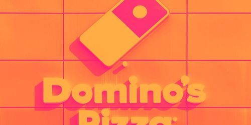 دومينوز بيتزا: علامة تجارية قوية وتدفقات نقدية ممتازة… لكن تباطؤ النمو يحد من جاذبية السهم 🍕📉