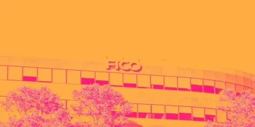 فير آيزاك… شركة عالية الجودة بنمو استثنائي وربحية من بين الأفضل… والسهم يتداول دون قيمته العادلة 📊💳🚀