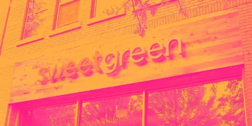سويت جرين… توسع سريع في المطاعم لكن الطلب يتراجع والخسائر تضغط على جودة النمو 🥗📉⚠️
