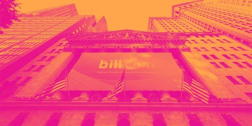 بيل… نمو تاريخي استثنائي وتدفقات نقدية قوية لكن التباطؤ والخسائر التشغيلية يحدان من الجودة 💳📈⚠️