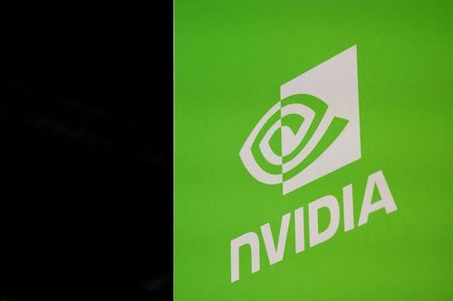 وول ستريت ترتفع مع قيادة Nvidia لأسهم التكنولوجيا بعد صفقة Hugging Face بـ13 مليار دولار 🤖📈